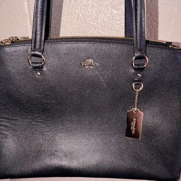 Coach “Christie” Carry All Purse - Picture 5 of 10